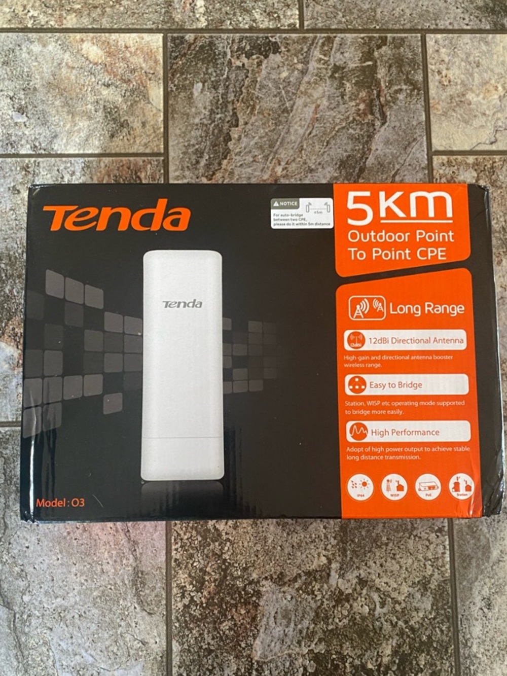 Tenda Black and Orange 5KM Outdoor Point-to-Point CPE Wireless Access Point